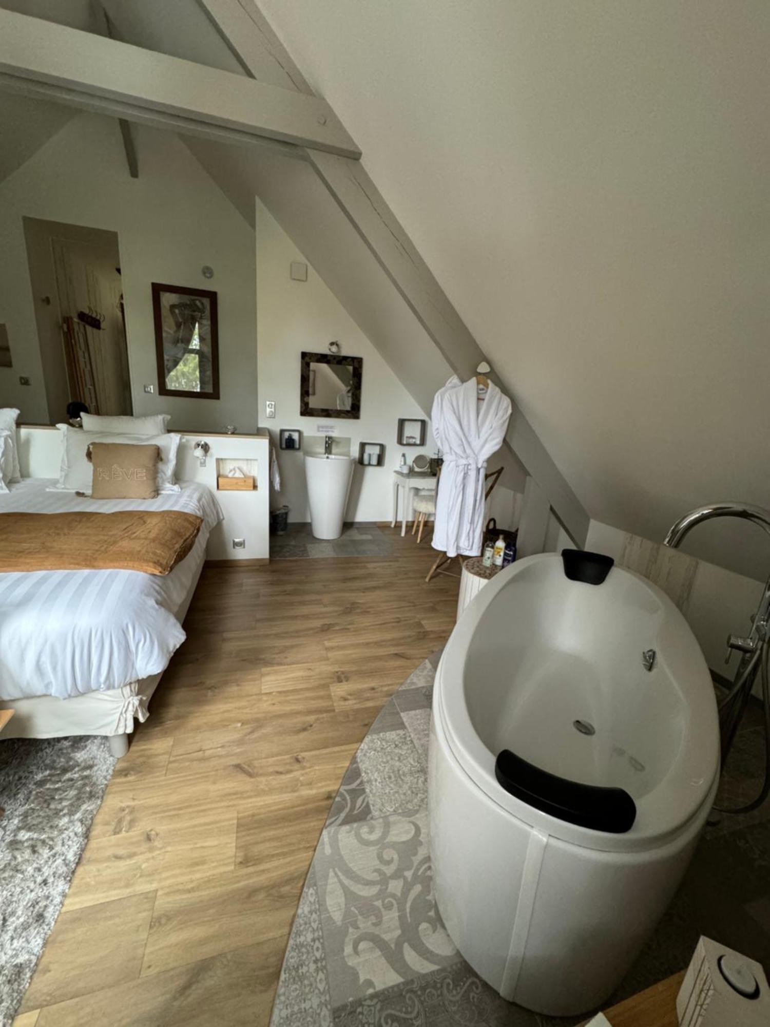 L'Oree Du Mont Proche Du Mont Saint Michel ポントルソン エクステリア 写真